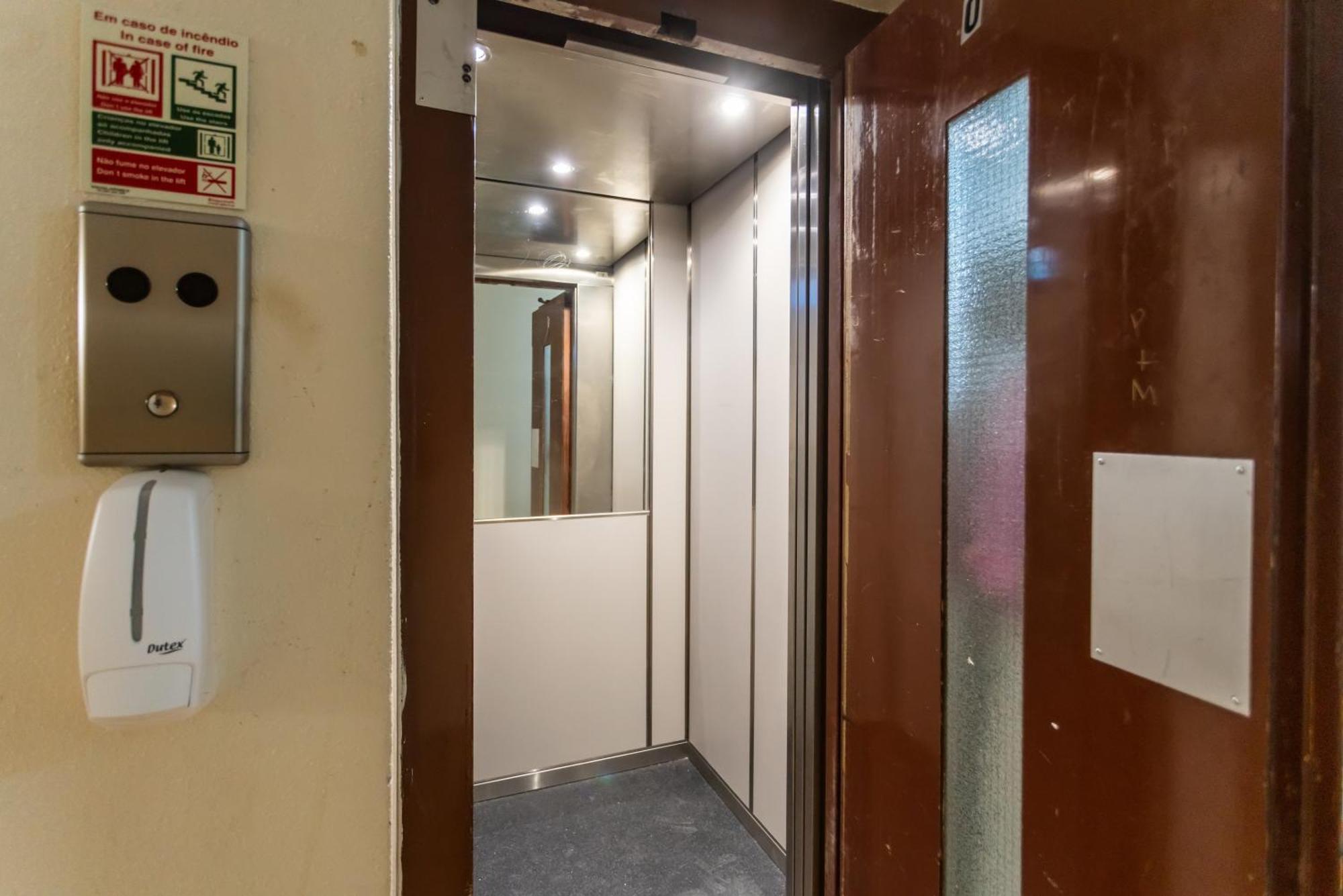 Bnb Homes Praia Da Rocha Beach Bright Apartment 50 M Away From The Ocean 波尔蒂芒 外观 照片